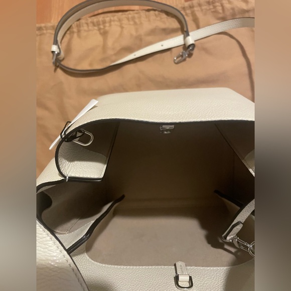 Toteme Bucket Bag - Picture 9 of 15